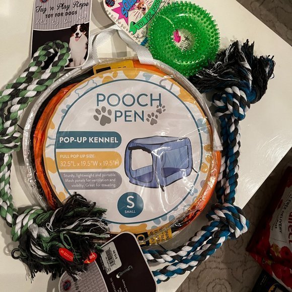Pop-Up Kennel‎  / Pooch Pen & Three Dog Toys  (Size Small) (new) - Picture 4 of 14